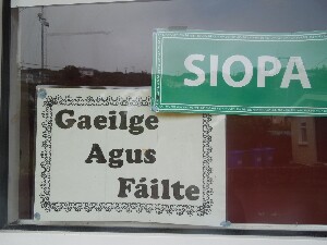 �rainn Mh�ir - Irish is still spoken on �rainn Mh�ir 