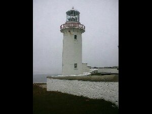 �rainn Mh�ir - Lighthouse, built 1804, height 71m above sea level, range 29 nautical miles