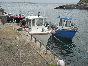 �rainn Mh�ir - boats tied up at the quay near the lifeboat station on the east side of the island